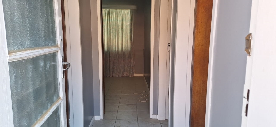 1 Bedroom Property for Sale in Bloemfontein Free State